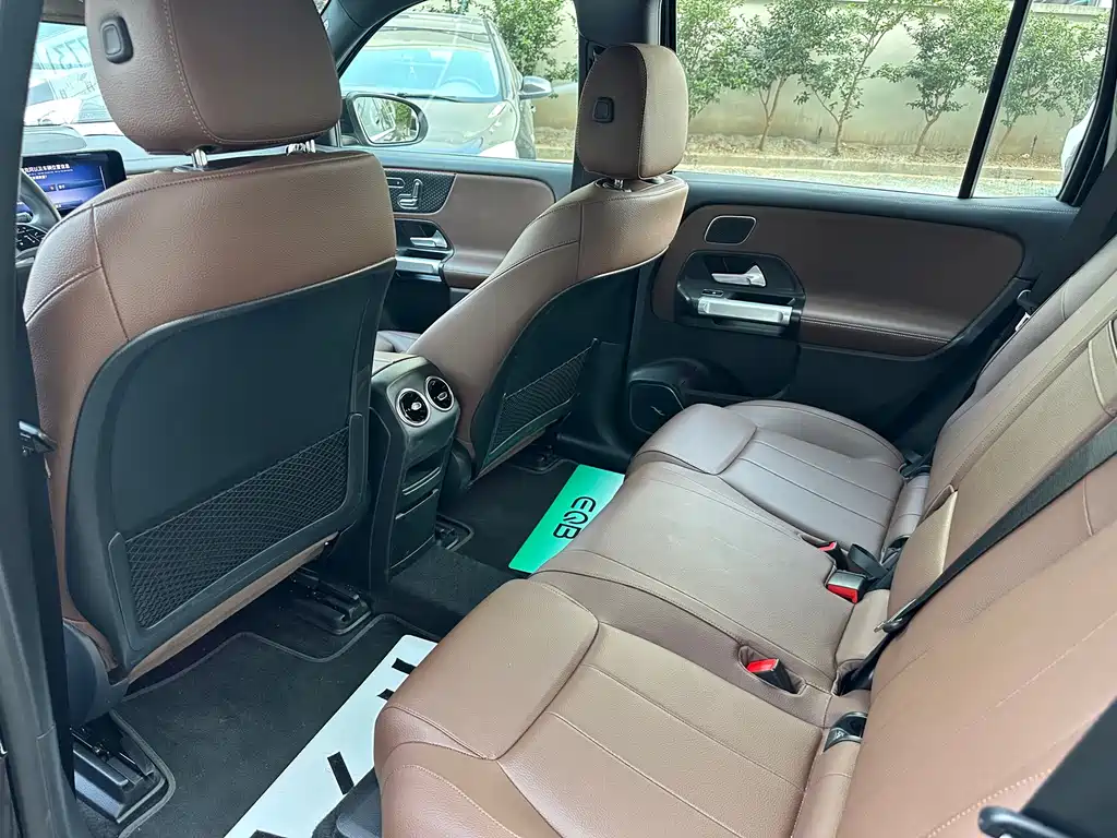 Mercedes-Benz EQB — миниатюра 6