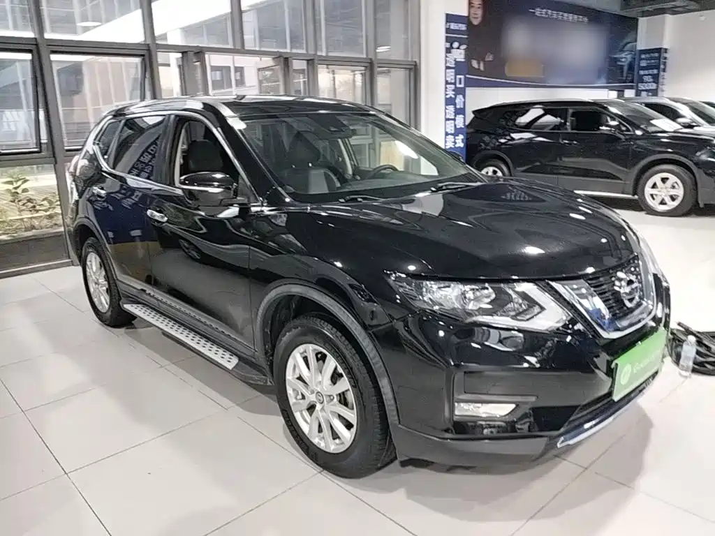 Nissan X-Trail — миниатюра 4