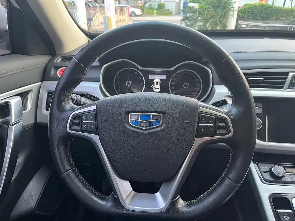 Geely Boyue — миниатюра 14