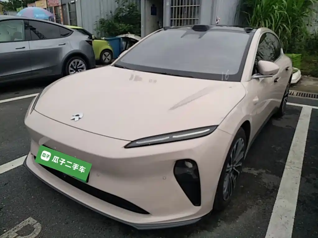NIO ET5T — миниатюра 2