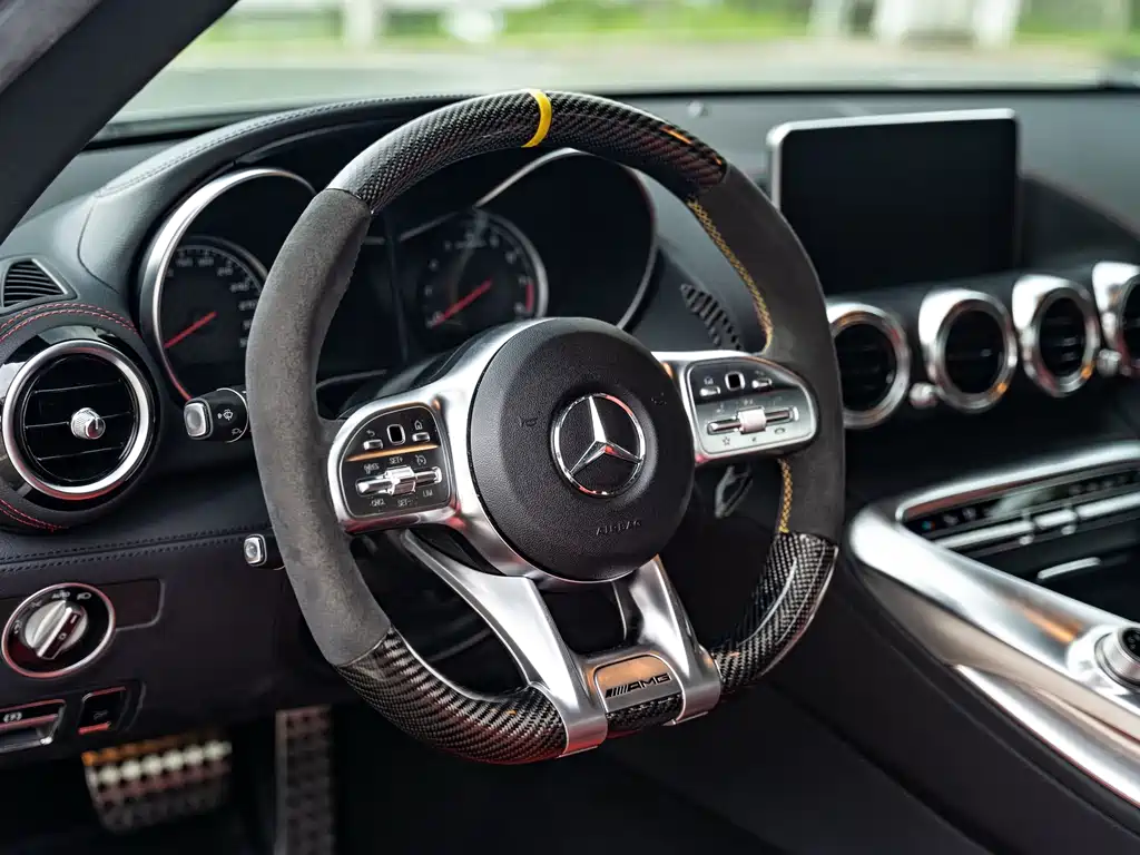 Mercedes-Benz AMG GT — миниатюра 11