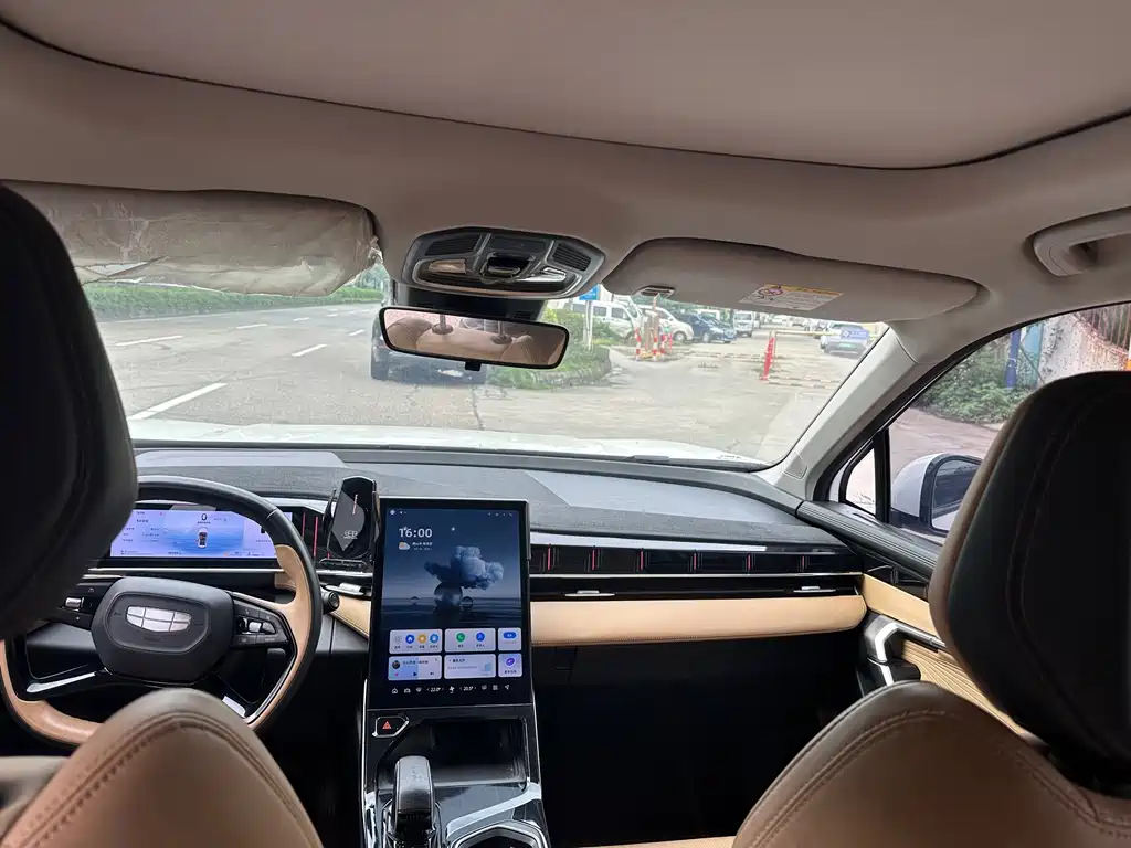Geely Boyue L — миниатюра 4