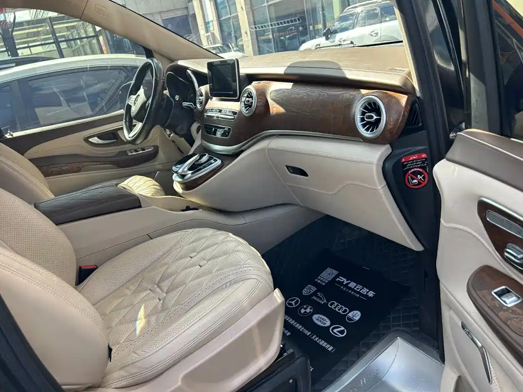 Mercedes-Benz 奔驰V级(进口) — миниатюра 5