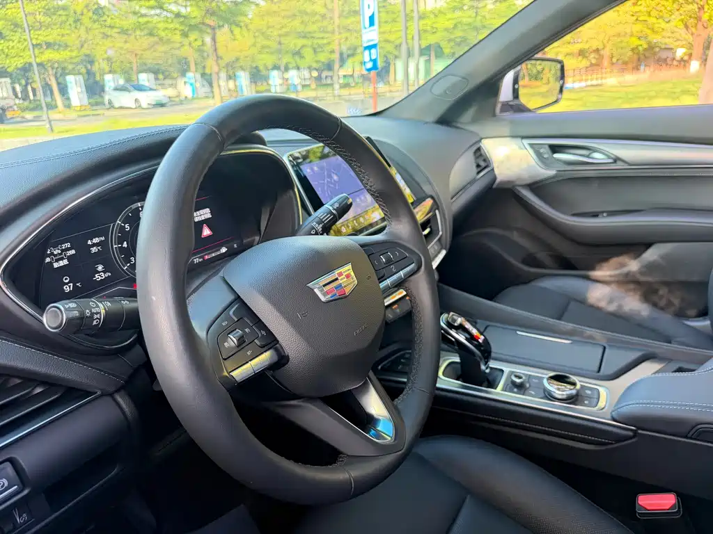 Cadillac CT5 — миниатюра 14