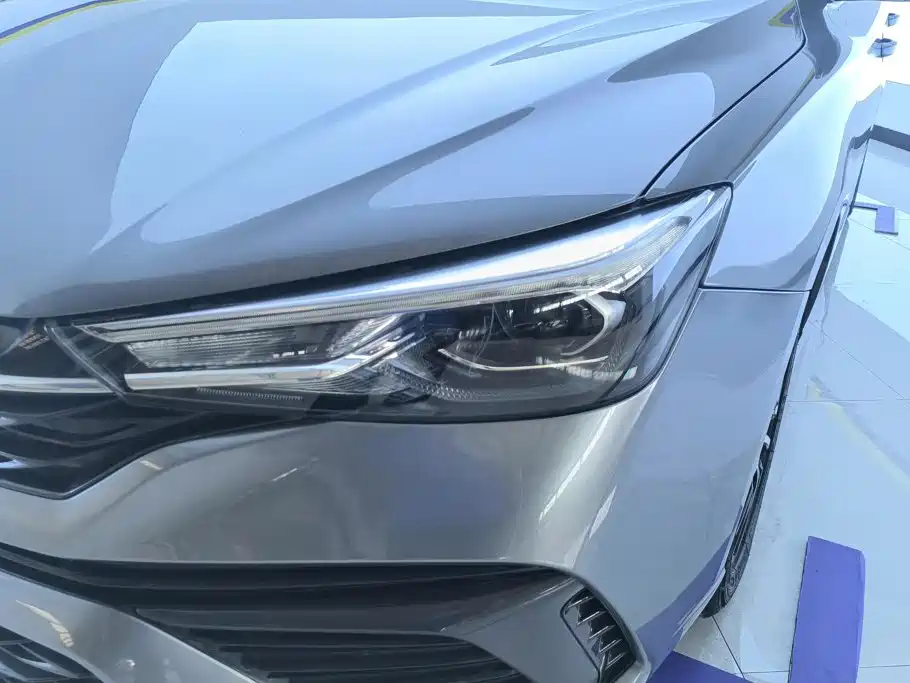 Roewe i5 — миниатюра 5