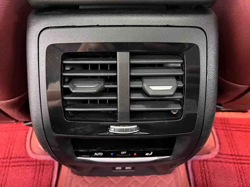 BMW X4 — миниатюра 15