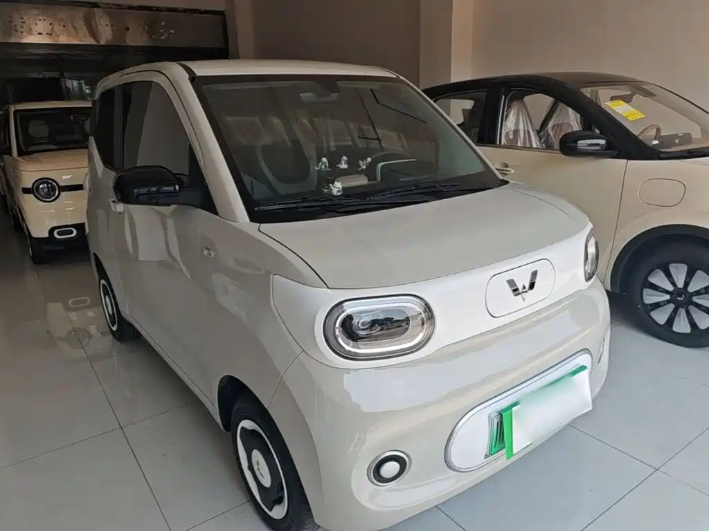 Wuling MINIEV — миниатюра 4