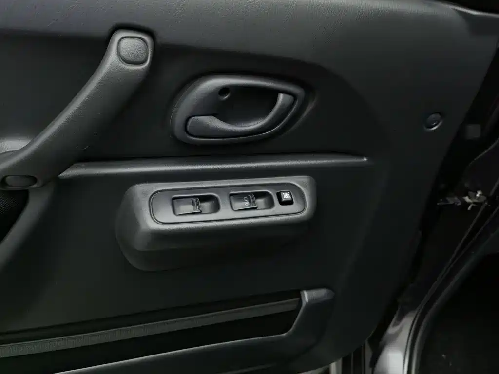 Suzuki Jimny — миниатюра 9