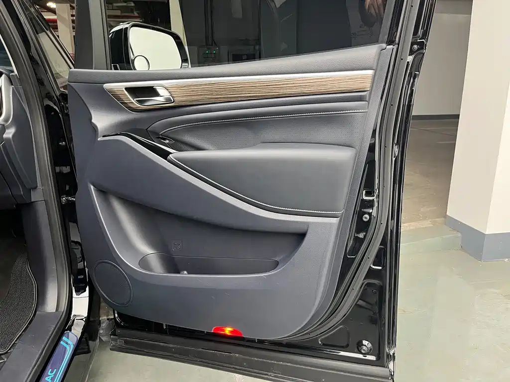 GAC Motor Trumpchi M8 — миниатюра 23