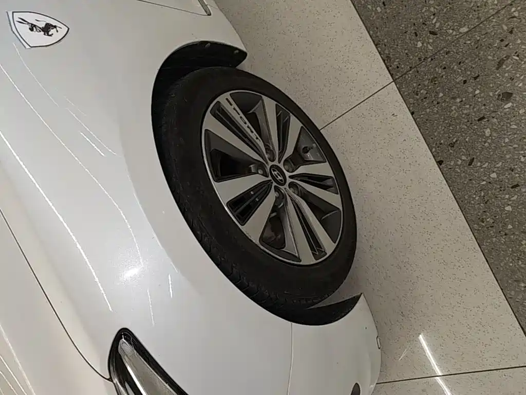 Hyundai Mistra — миниатюра 23