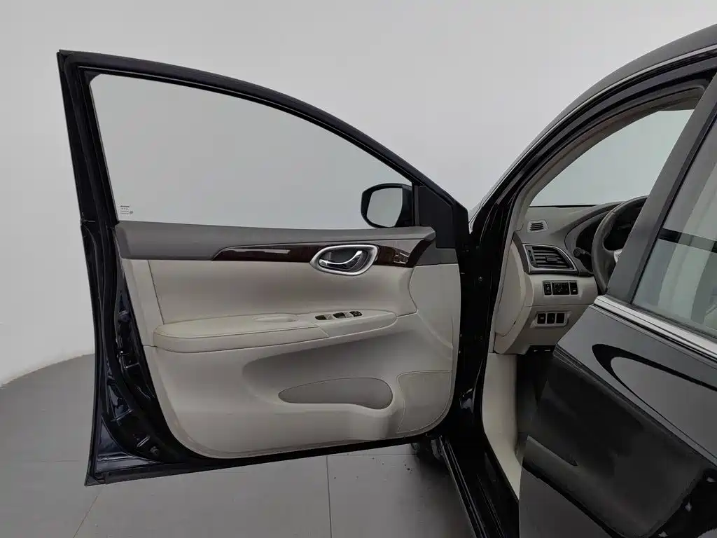 Nissan Sylphy — миниатюра 8