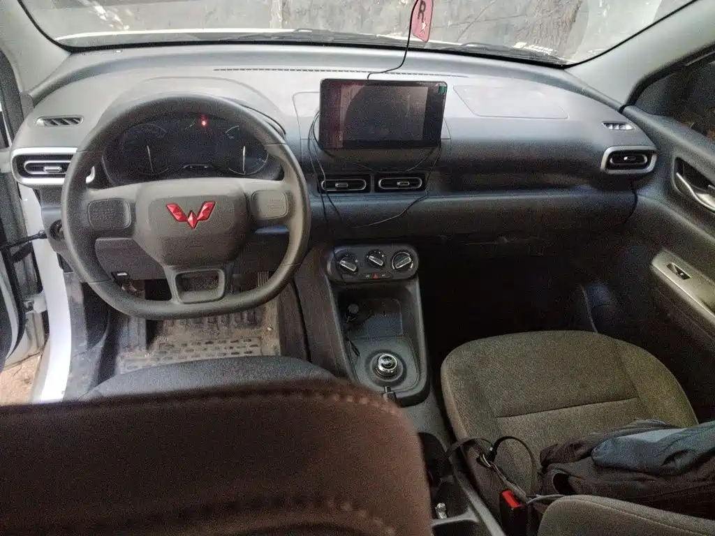 Wuling Hongguang EV — миниатюра 5