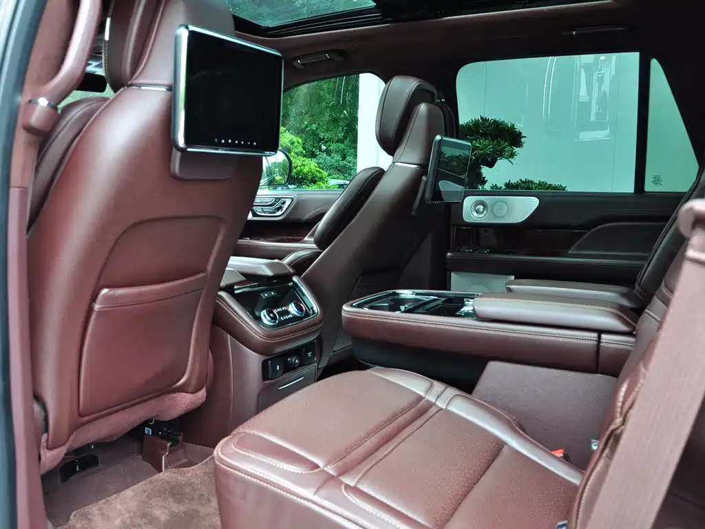 Lincoln Navigator 2018 3.5T V