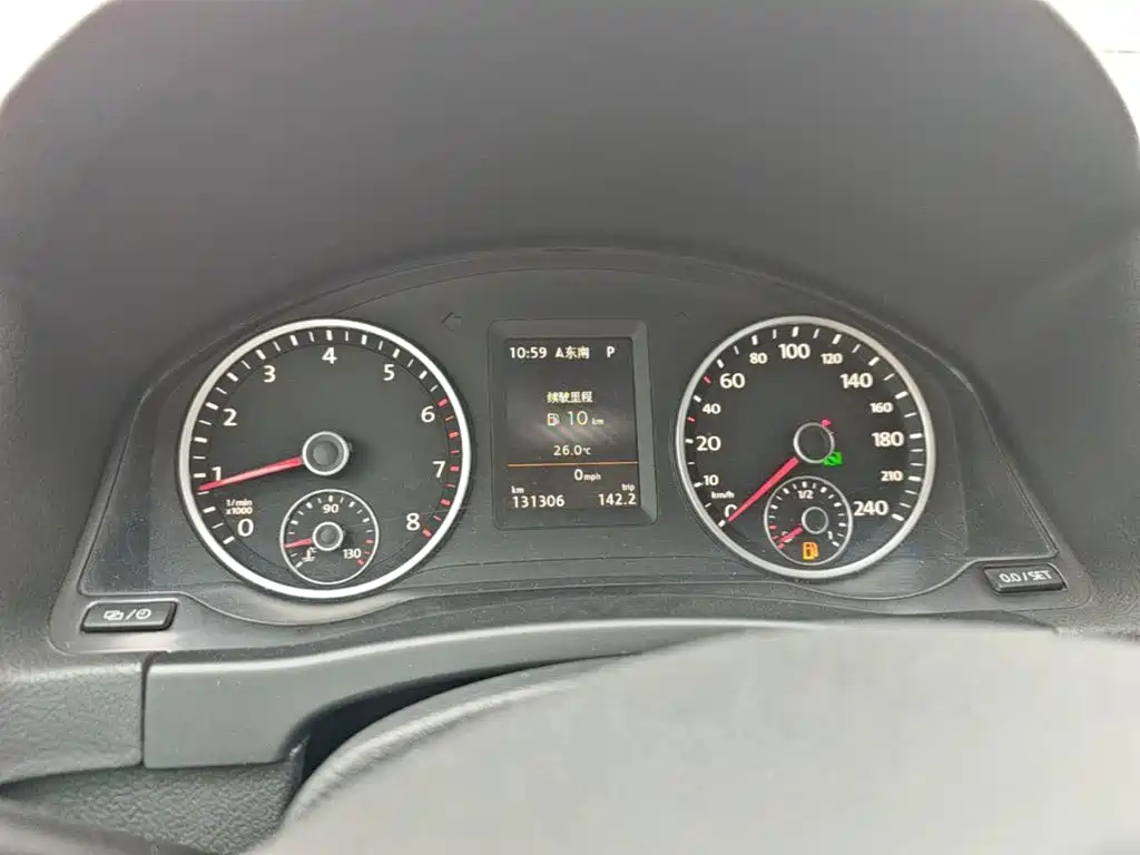 Volkswagen Tiguan — миниатюра 12