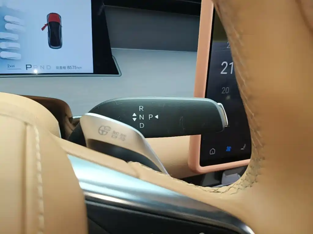 BYD Han L — миниатюра 14
