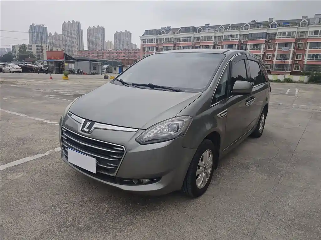 Luxgen Big 7 MPV 2016