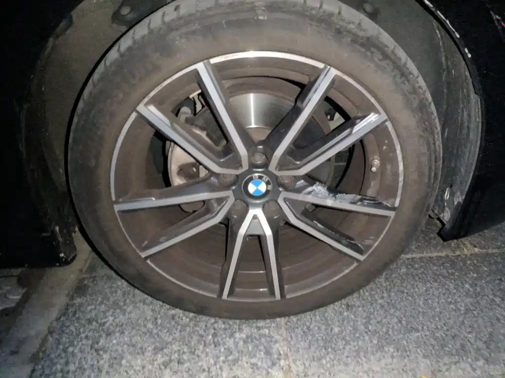 BMW 3 Series — миниатюра 24