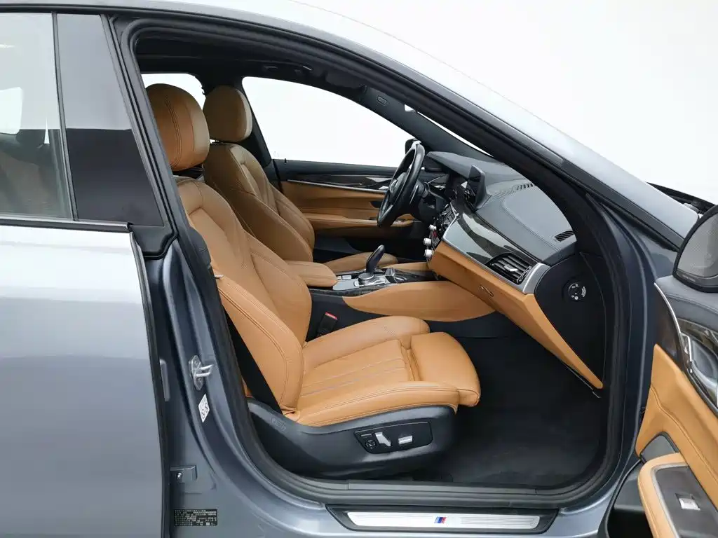 BMW 6 Series GT — миниатюра 23