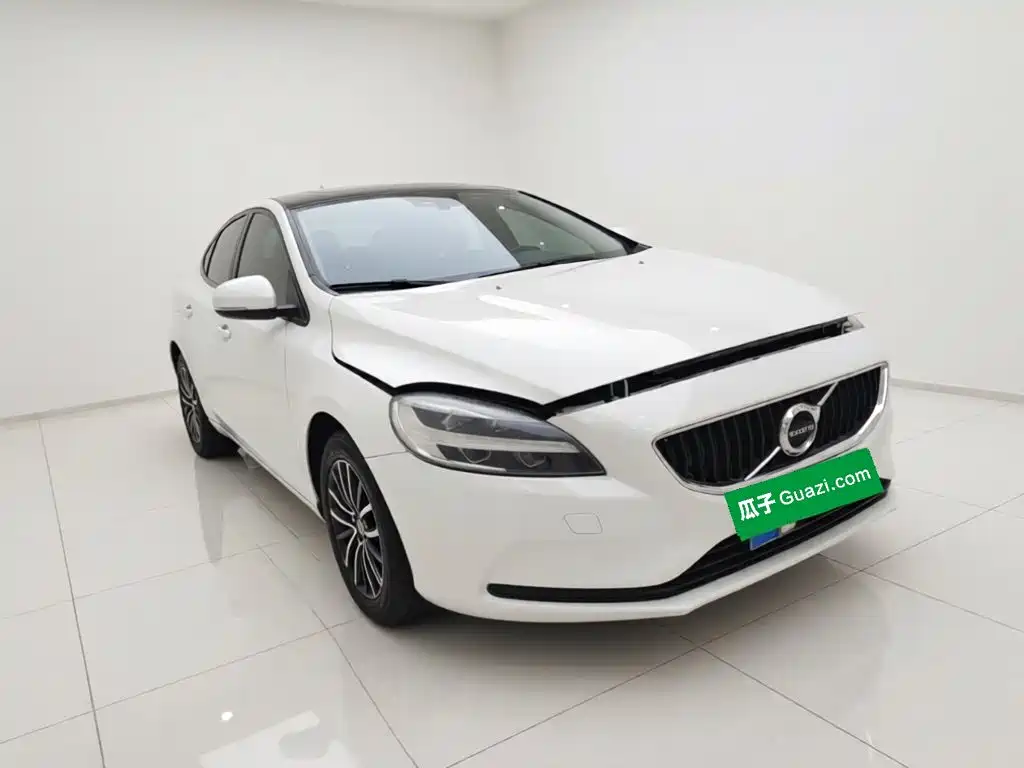 Volvo V40 — миниатюра 3