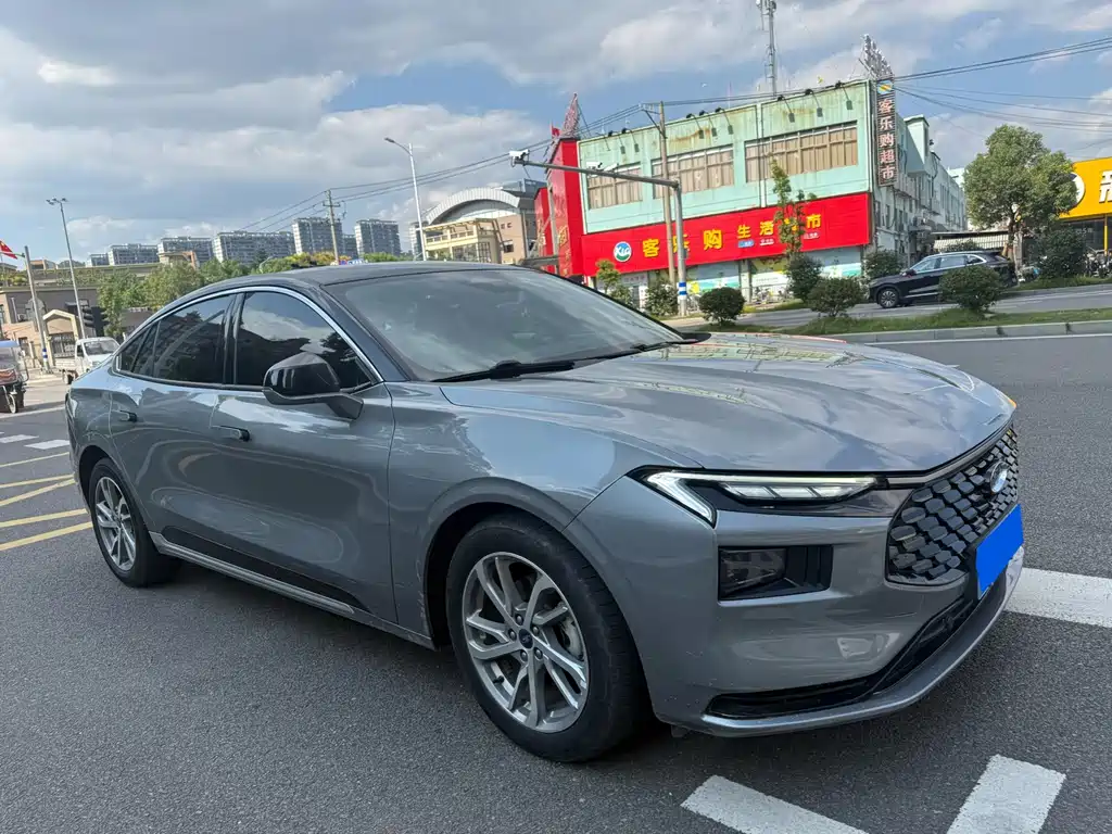 Ford Mondeo — миниатюра 4