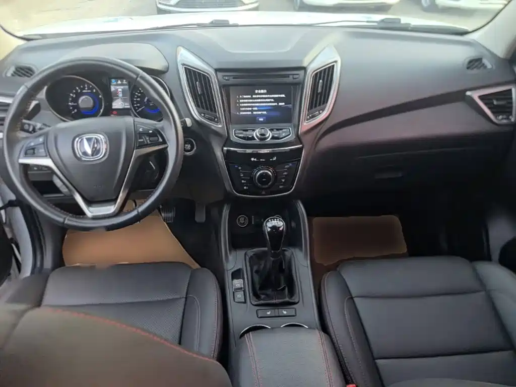Changan CS75 — миниатюра 10