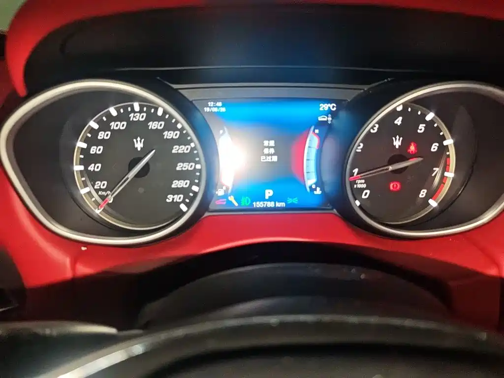 Maserati Levante — миниатюра 9