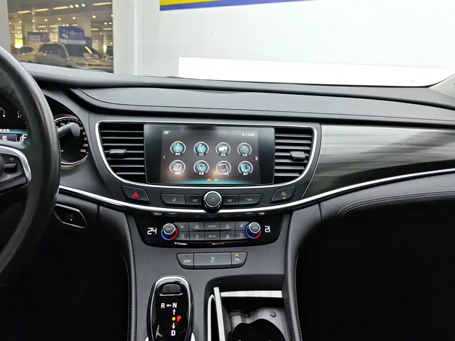 Buick LaCrosse — миниатюра 13