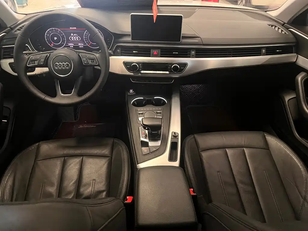 Audi A4L 2019 40 TFSI Fashion VI