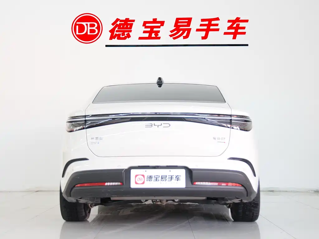 BYD SEAL 07 DM I