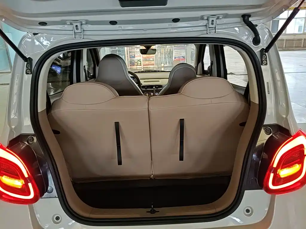 Wuling MINIEV — миниатюра 19
