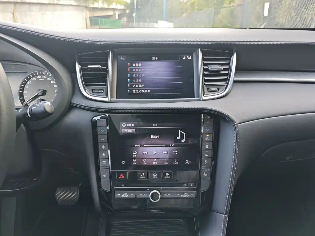 Infiniti QX50 — миниатюра 16