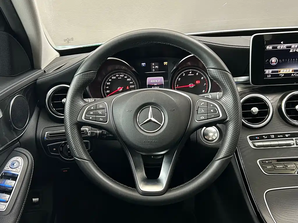 Mercedes-Benz C-Class — миниатюра 25