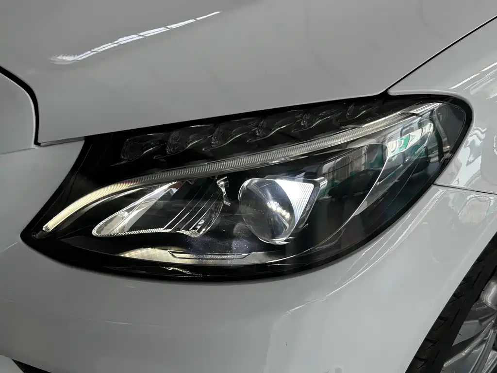 Mercedes-Benz C-Class — миниатюра 26