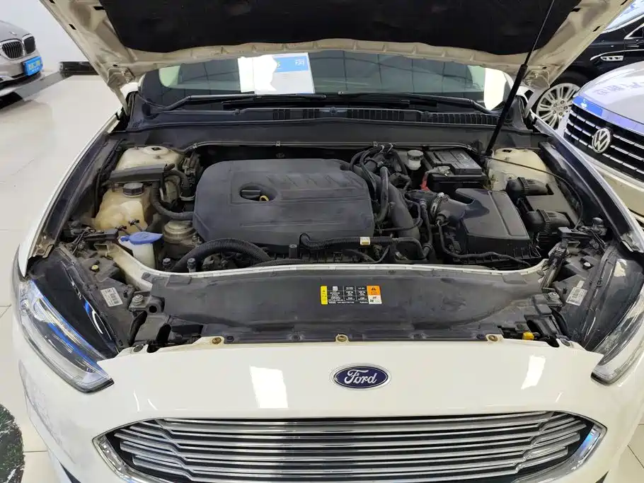 Ford Mondeo — миниатюра 10