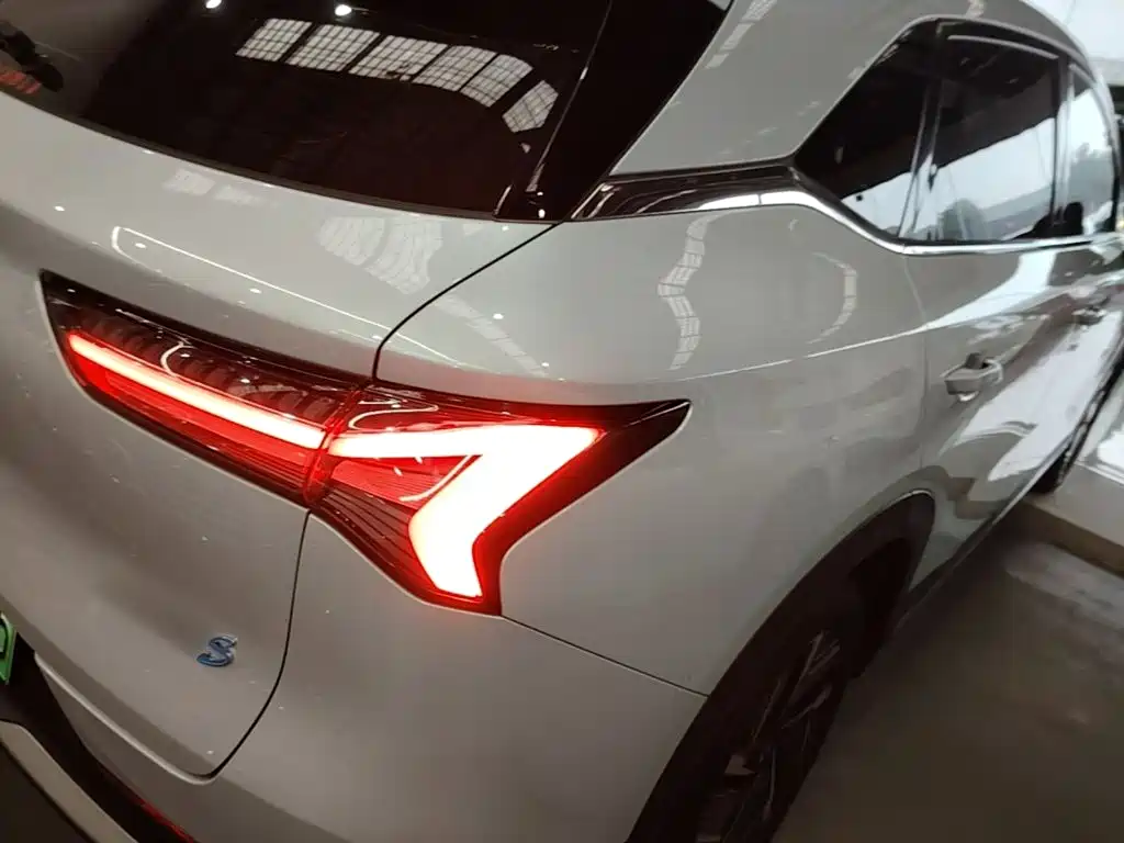 Wuling Xingguang S — миниатюра 8