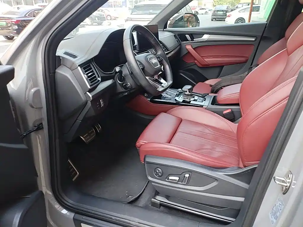 Audi Q5L — миниатюра 15