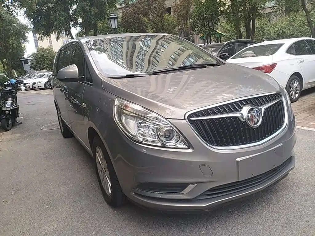 Buick GL8 — миниатюра 4