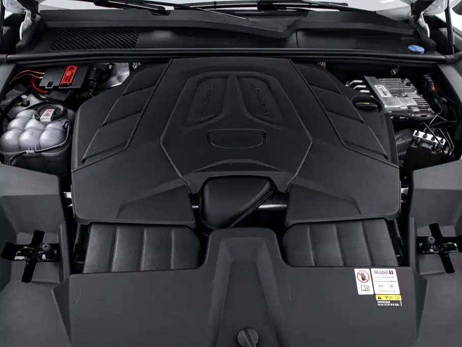 Porsche Cayenne — миниатюра 23