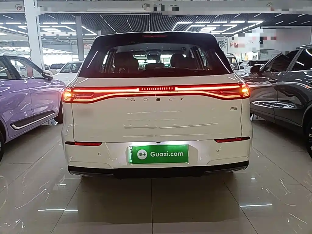 Geely Galaxy Galaxy E5 E5 2024 440km