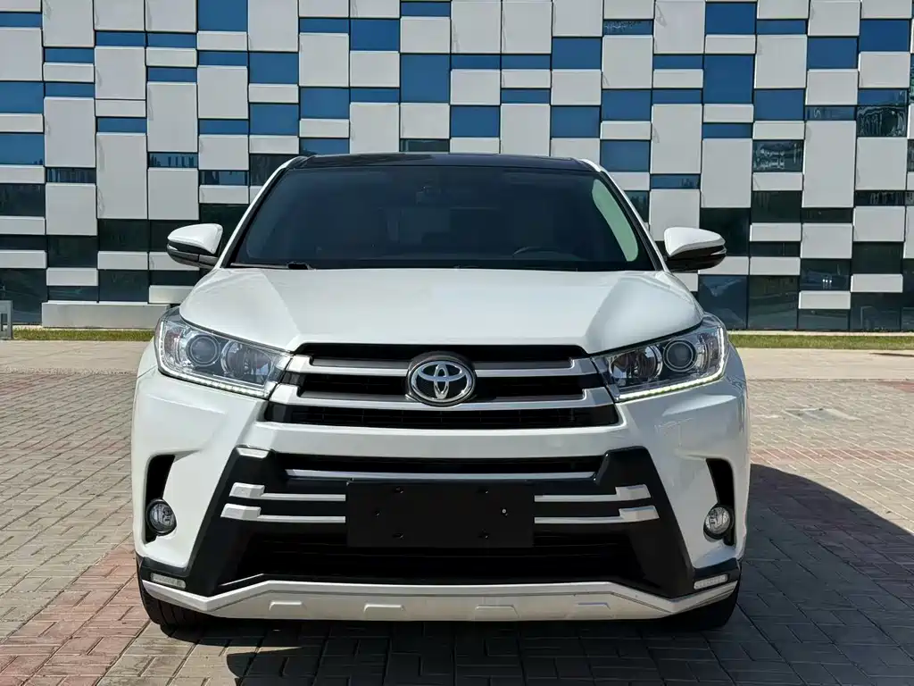 Toyota Highlander — миниатюра 2