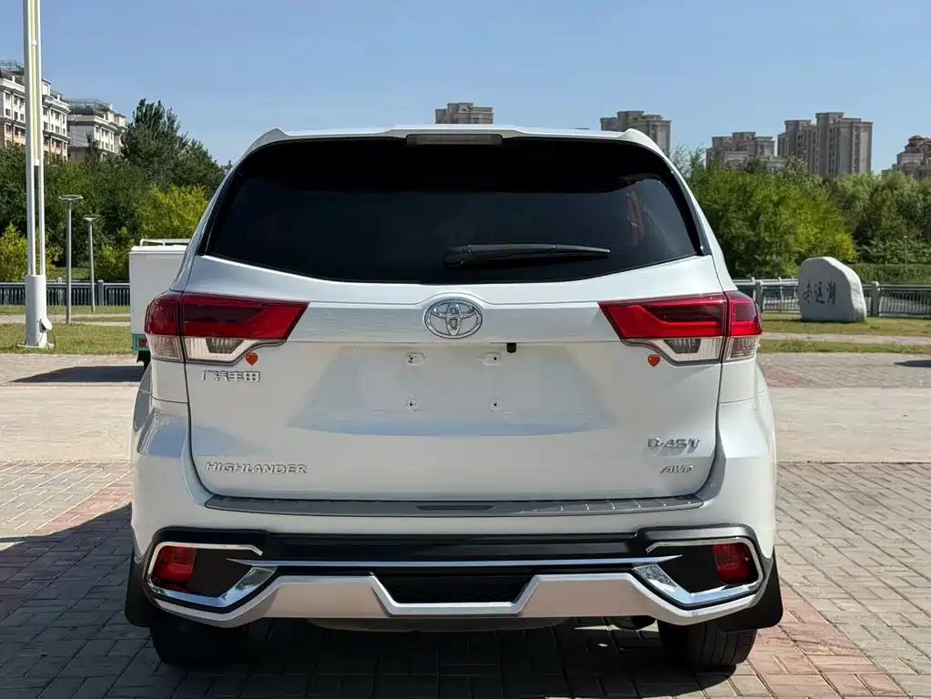 Toyota Highlander — миниатюра 8