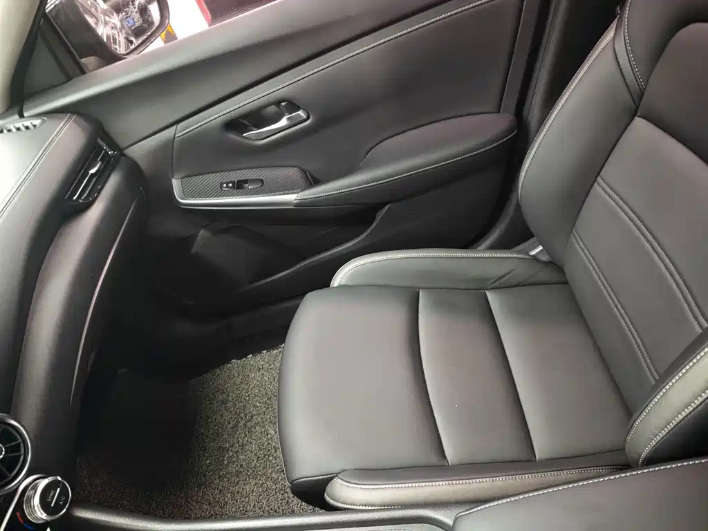 Nissan Sylphy — миниатюра 7