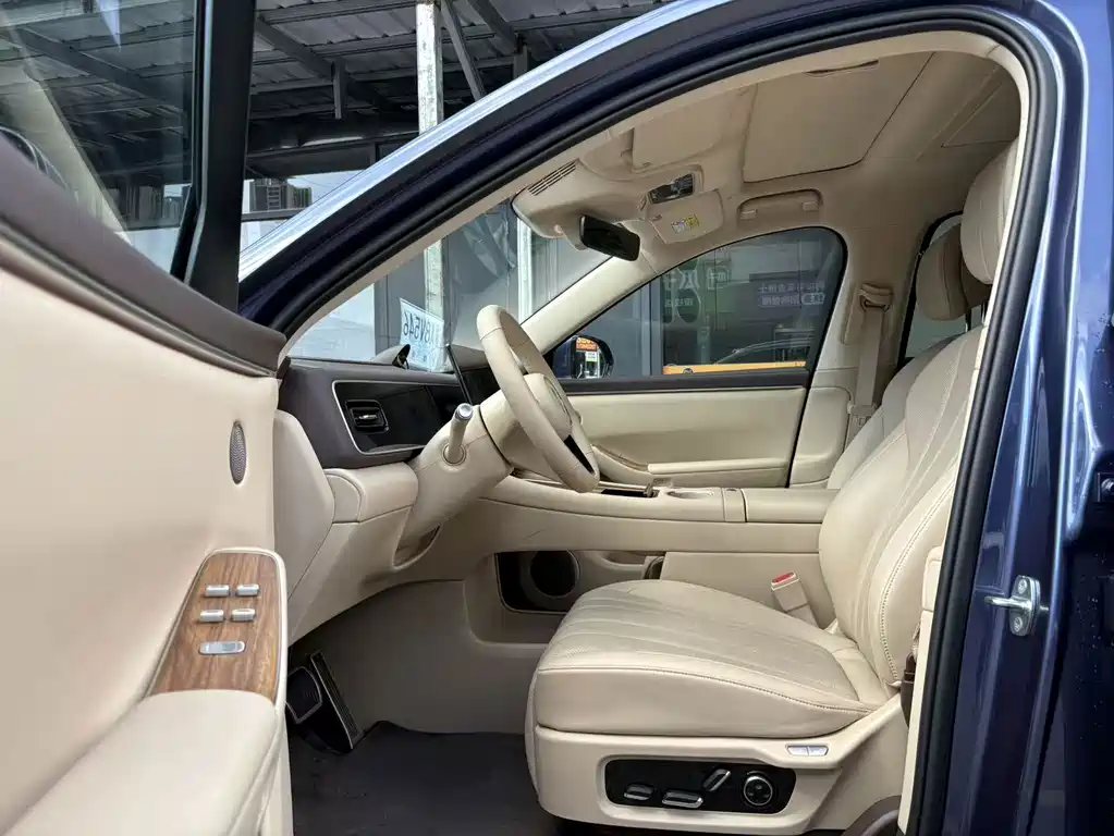 AITO AITO M7 — миниатюра 14