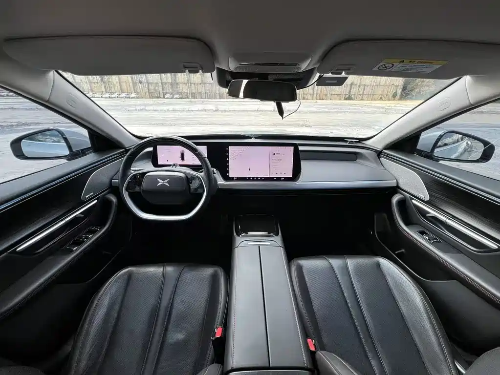 XPeng P7 — миниатюра 5