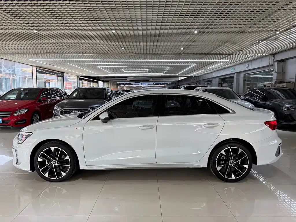 Audi A3 2023 A3L Limousine 35 TFSI Fashion Sport