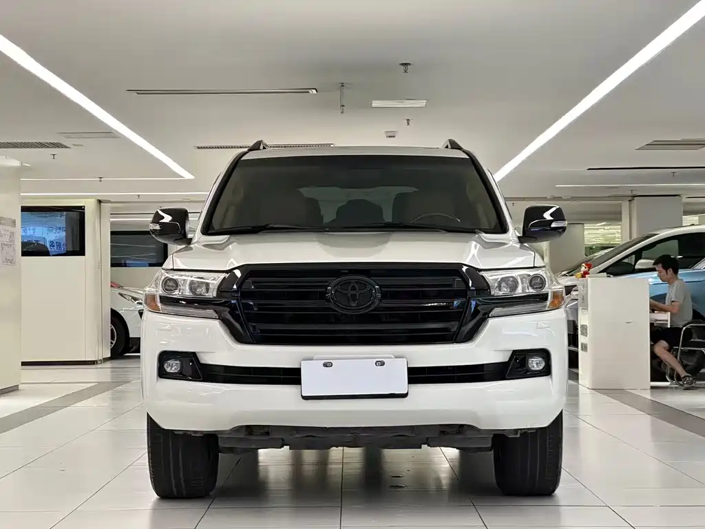 Toyota Land Cruiser — миниатюра 2