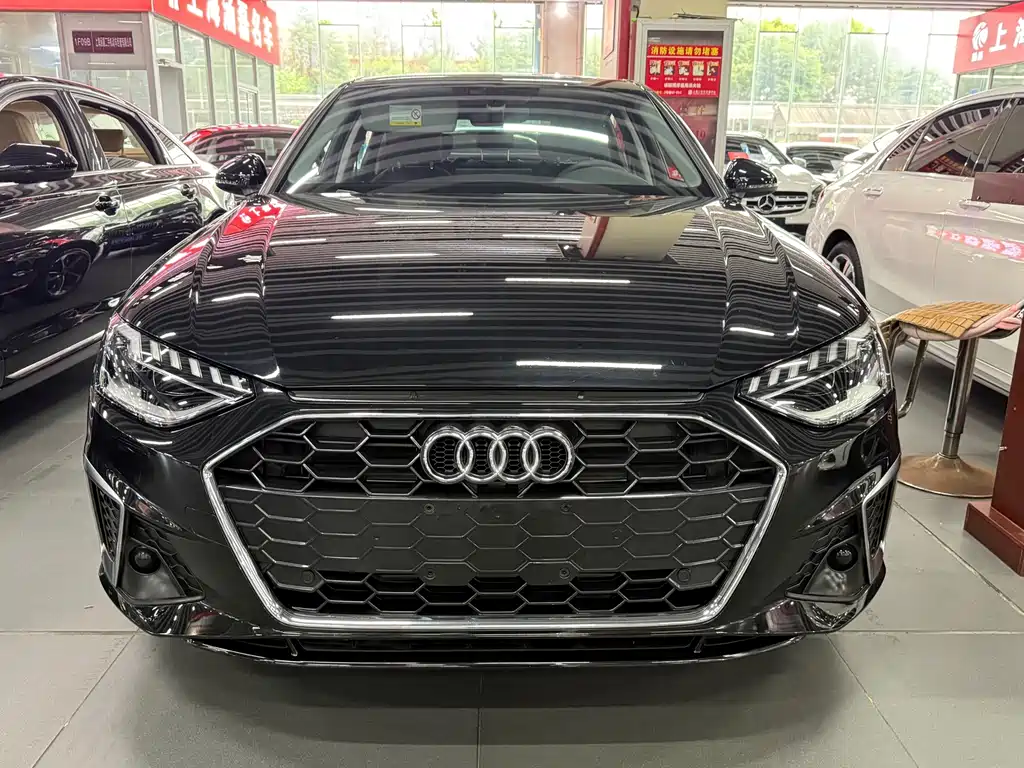 Audi A4L — миниатюра 2