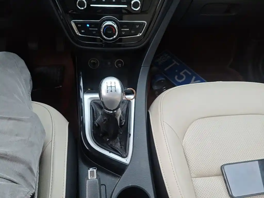 Changan V7 — миниатюра 14