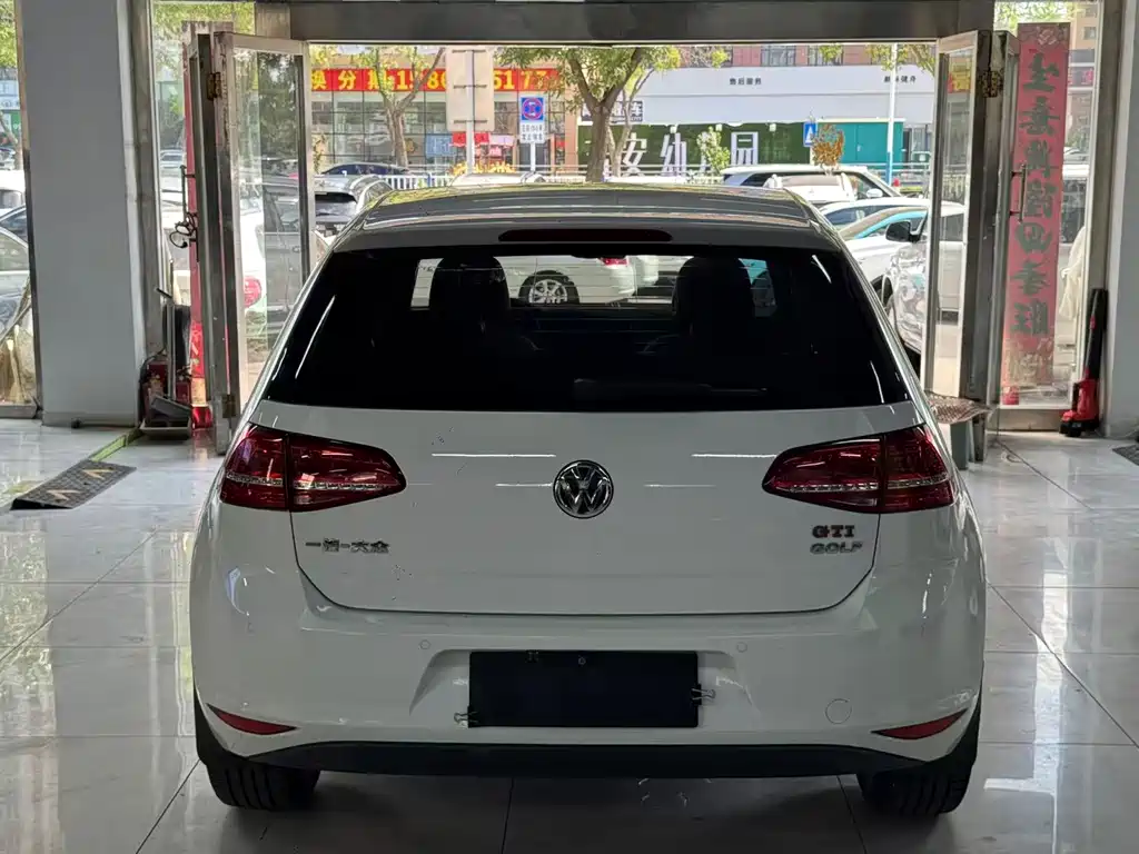 Volkswagen Golf — миниатюра 4