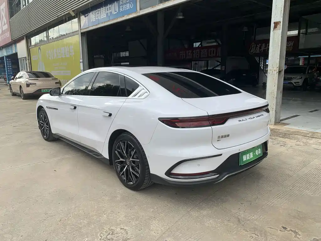 BYD Han — миниатюра 7